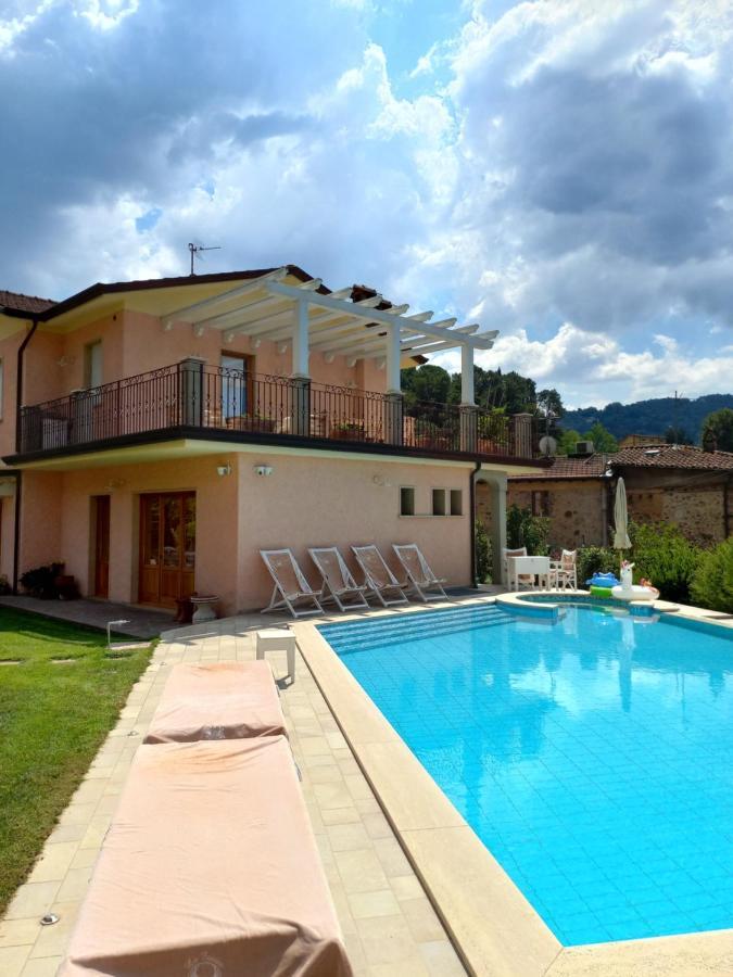 Villa Ester Camaiore Buitenkant foto