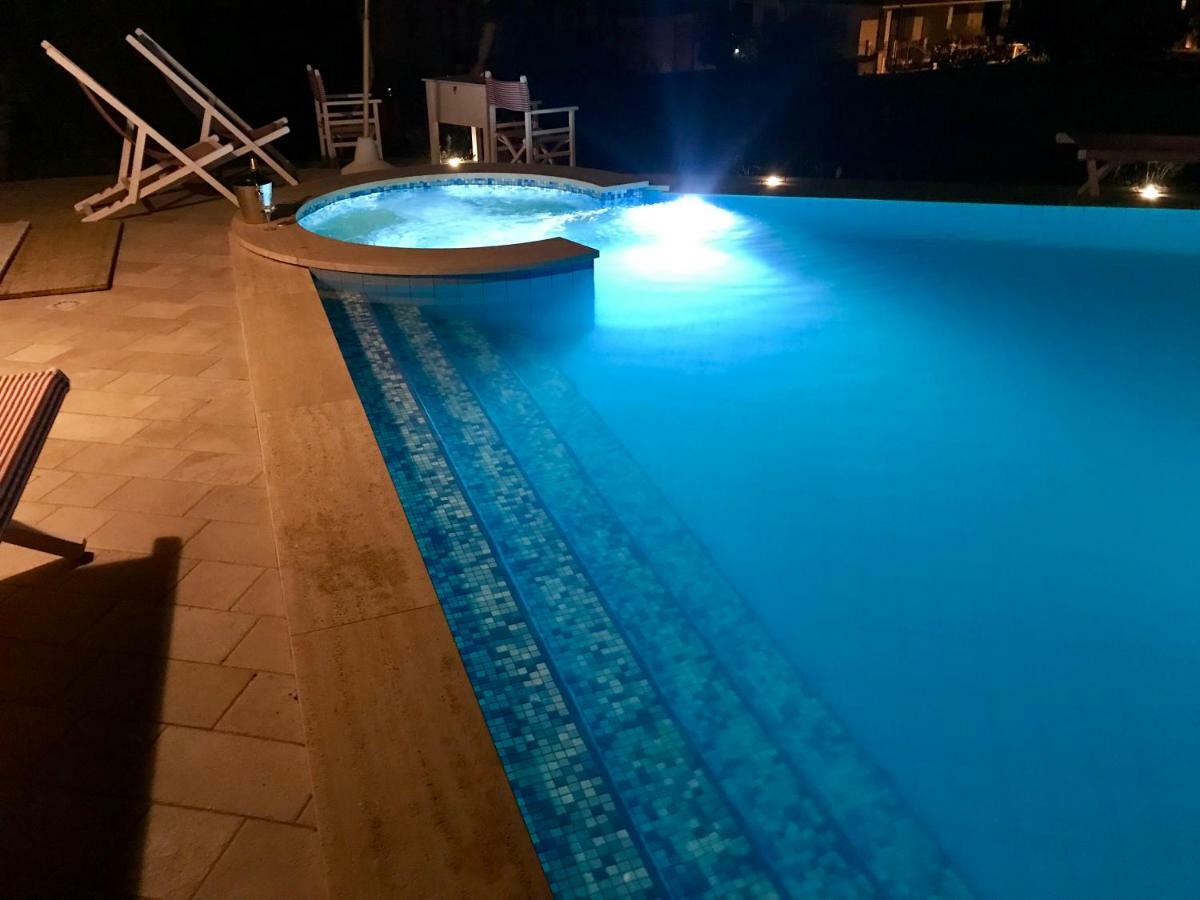 Villa Ester Camaiore Buitenkant foto